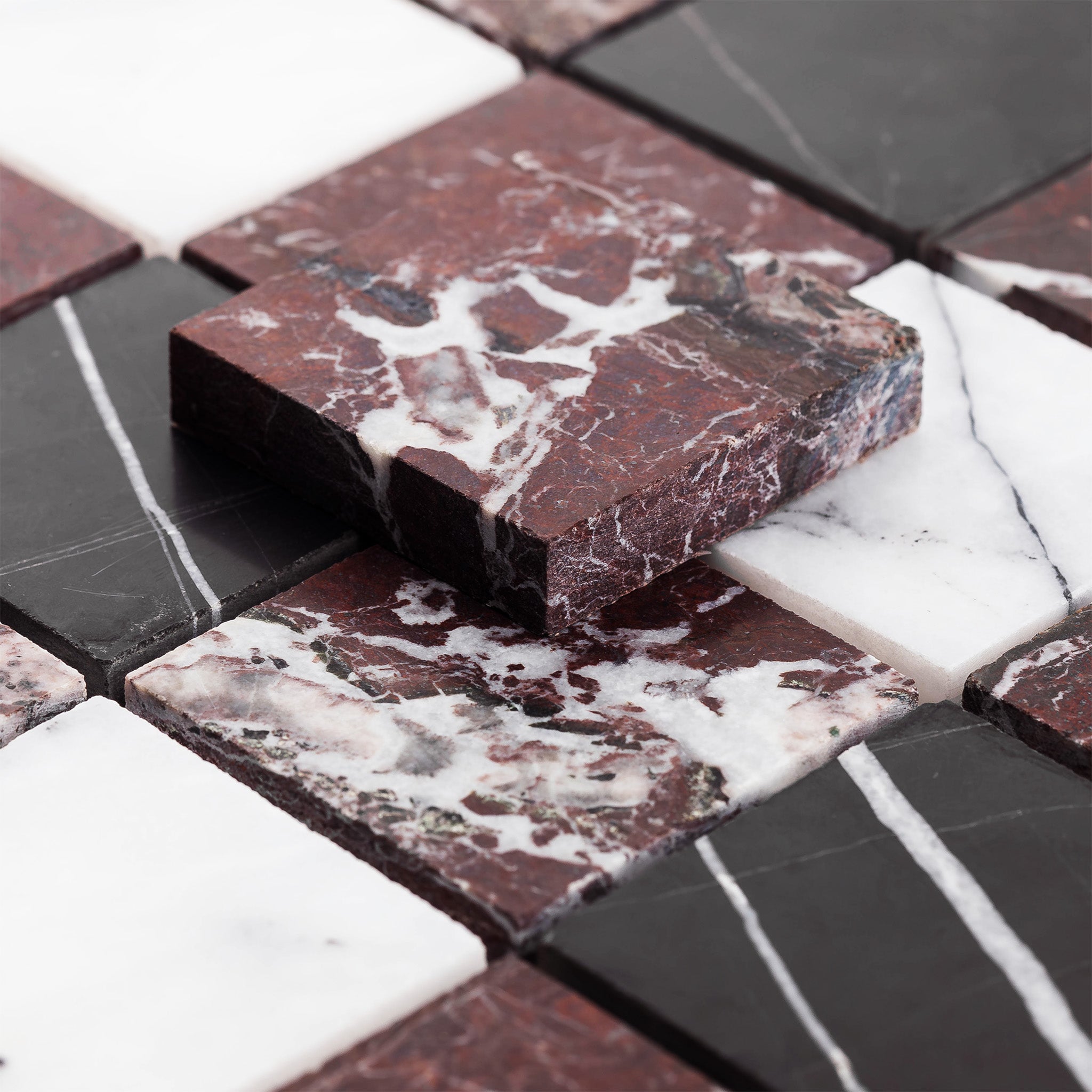 Plaid 2x2 Mosaic II | Rosso Levanto & Sahara Noir & Lilac Marble