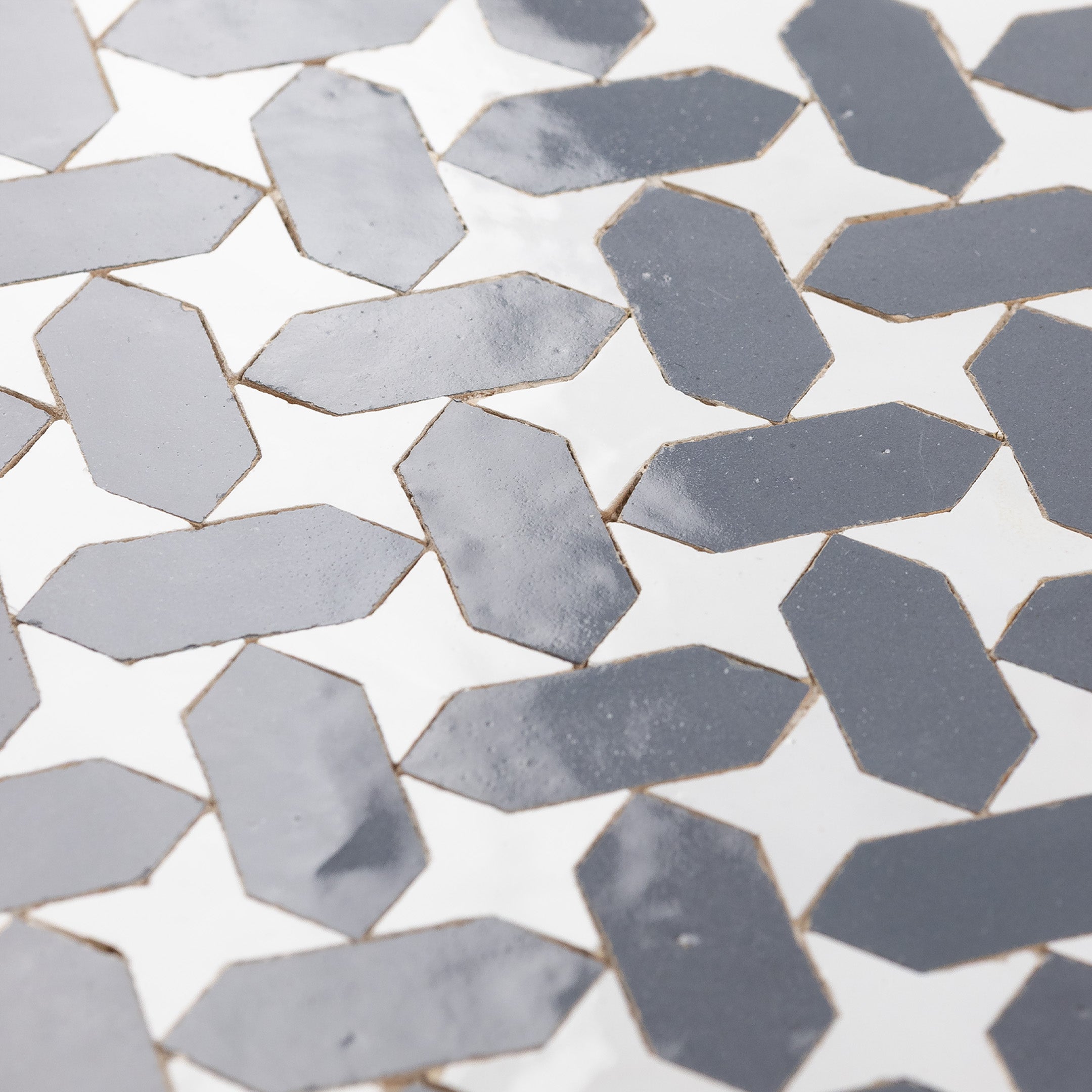 Zellige Mosaic 770 | Color: (829-825)